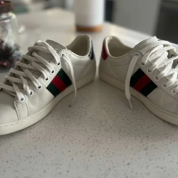 Gucci Classic White Sneakers with Red and Green Accents